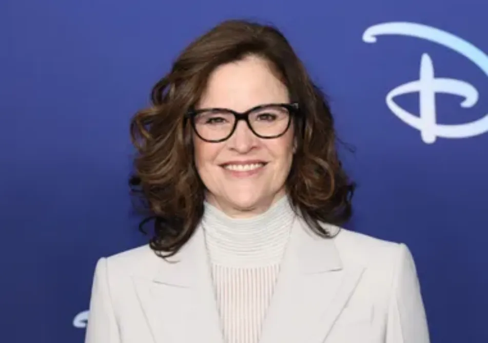 Ally Sheedy Net Worth 2025 Career Breakthroughs, Earnings Growth, Hollywood Legacy & Lifestyle Insights