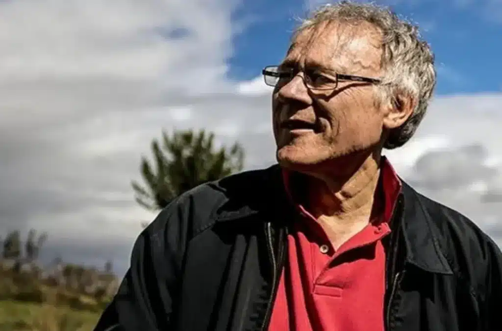 Graham Hancock Net Worth How the Controversial Author Built His Wealth Through Books, Media, and Global Influence