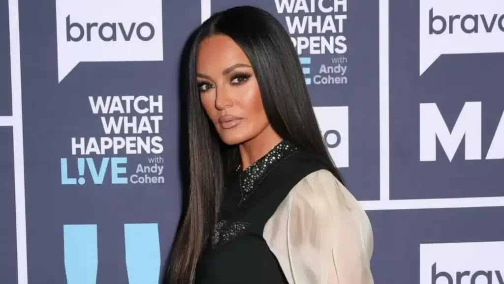 Lisa Barlow Net Worth 2025 Career, Earnings, Biography, Lifestyle & Financial Journey