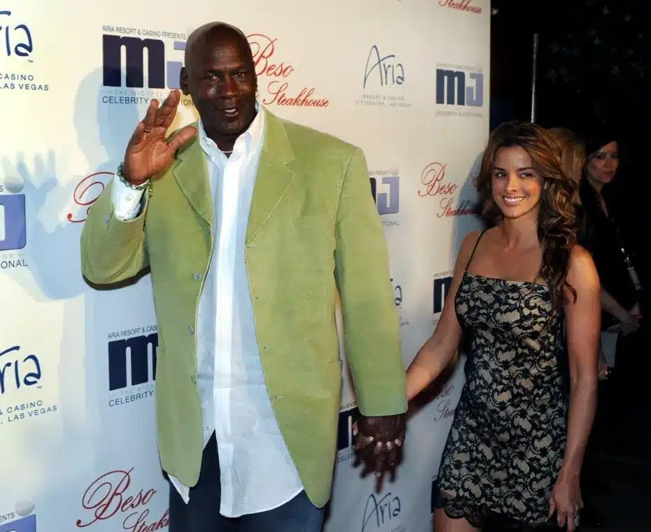 Michael Jordan Net Worth in 2025 Income, Career, Wealth Growth & Lifestyle of the Basketball Legend