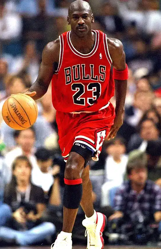 Michael Jordan Net Worth in 2025 Income, Career, Wealth Growth & Lifestyle of the Basketball Legend