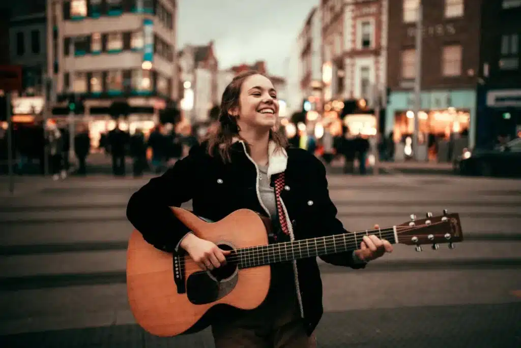 Allie Sherlock Net Worth (2026) Biography, Career, Income & Lifestyle Breakdown