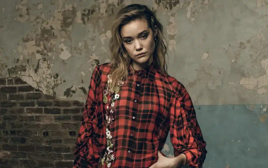 Olivia Ponton Net Worth (2026) Career, Lifestyle, Income, and Social Media Influence